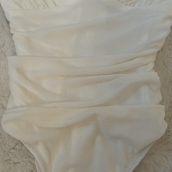 Princess Polly bodysuit - Picture 3 of 6